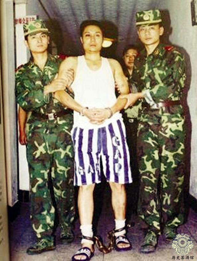 建国以来的十大悍匪老照片:个个心狠手辣,图2是刘华强原型人物