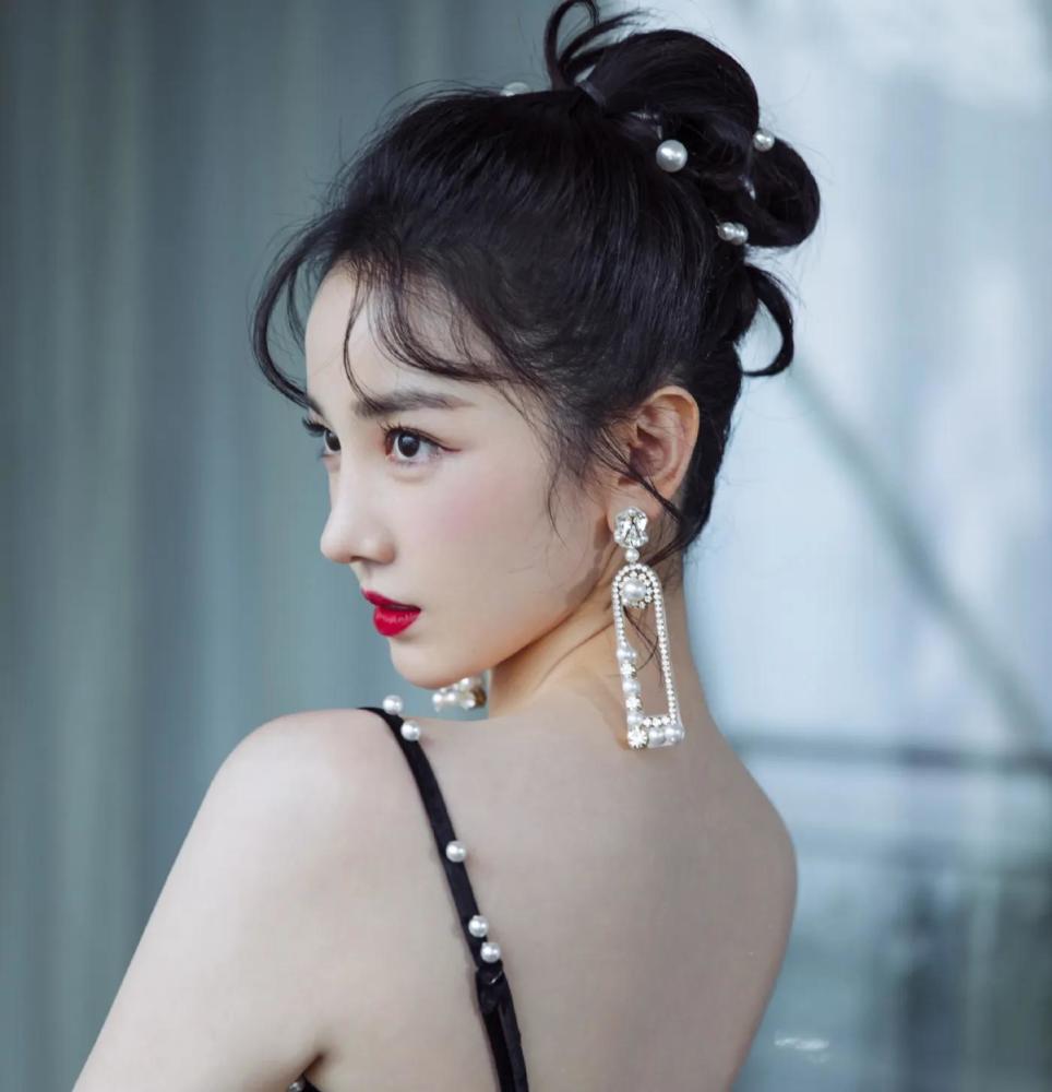 《浪姐2》陈小纭"身材管理"大火丨姣好的外形,为何成为刚需?_腾讯新闻