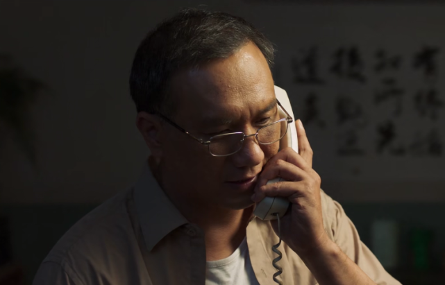 黄觉又刷新印象,霸总气质虽然全无,但《山海情》表现被无限点赞