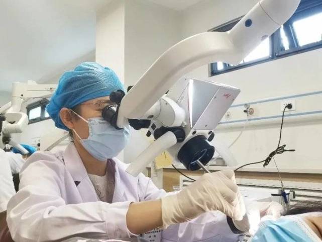 耳科医生说:很多患者因耳朵奇痒来到医院就诊,经检查患者多因反复掏