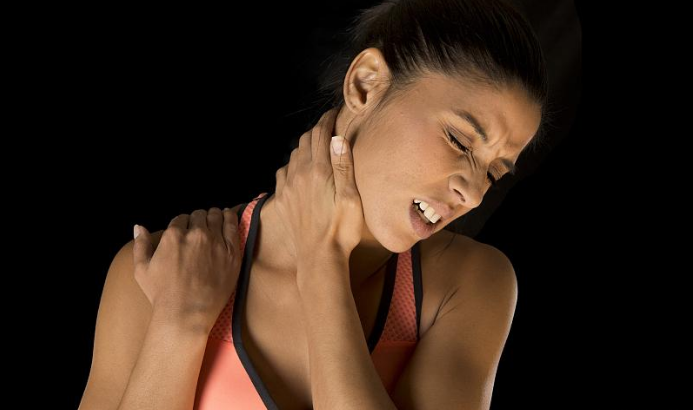 痉挛性斜颈的危害主要从三个方面来表现的