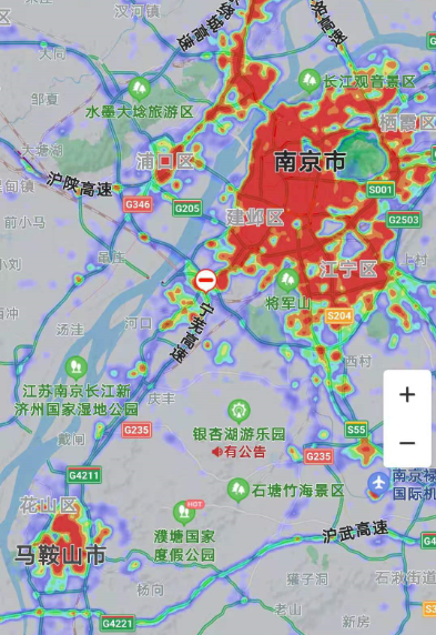 廊坊市區,固安和永清的縣城都出現了熱力圖上,但北京向南的