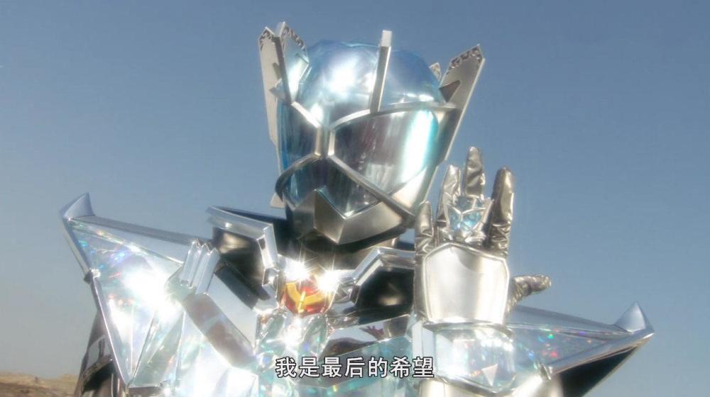假面骑士圣刃和最光新形态流出造型类似于法爷无限形态