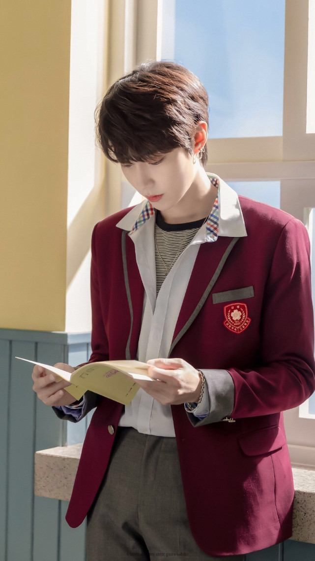 黄寅烨头像壁纸生图精图