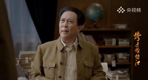 细节2:斯大林之死对朝鲜战争的影响在《跨过鸭绿江》中的最后一集