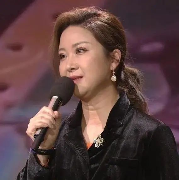 任小蕾:我愿意永远当一个"戏奴"(附精彩视频)