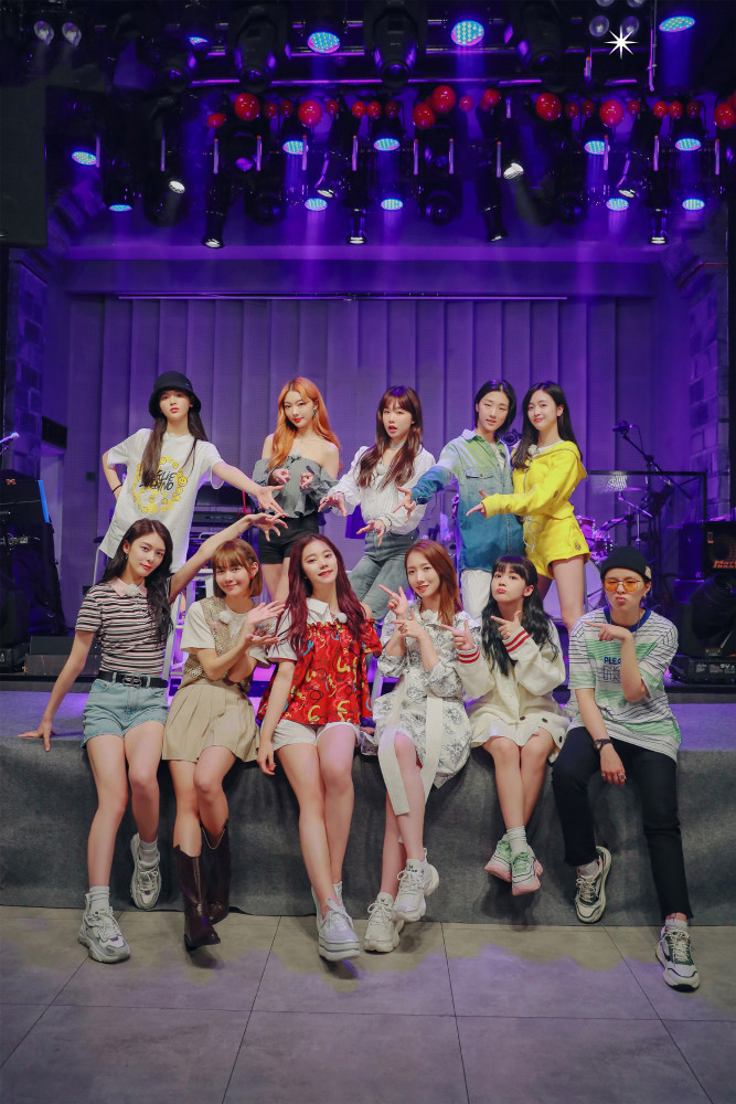 火箭少女101限定合体!一起录制腾讯年夜饭节目,团粉期待了吗