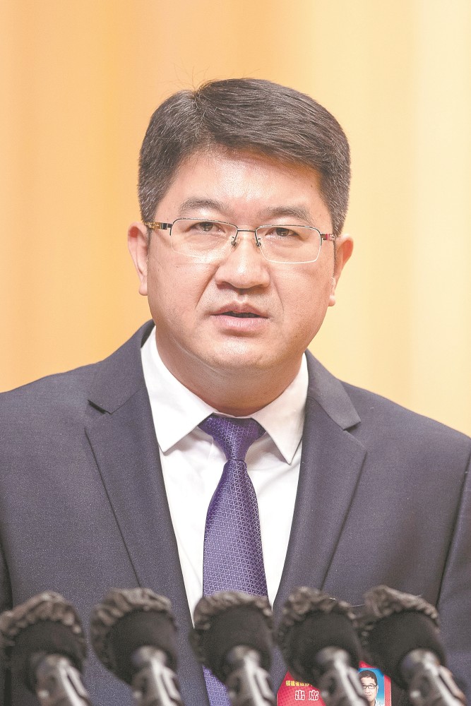 陈仁朝委员代表民建福建省委员会的发言:为全方位推