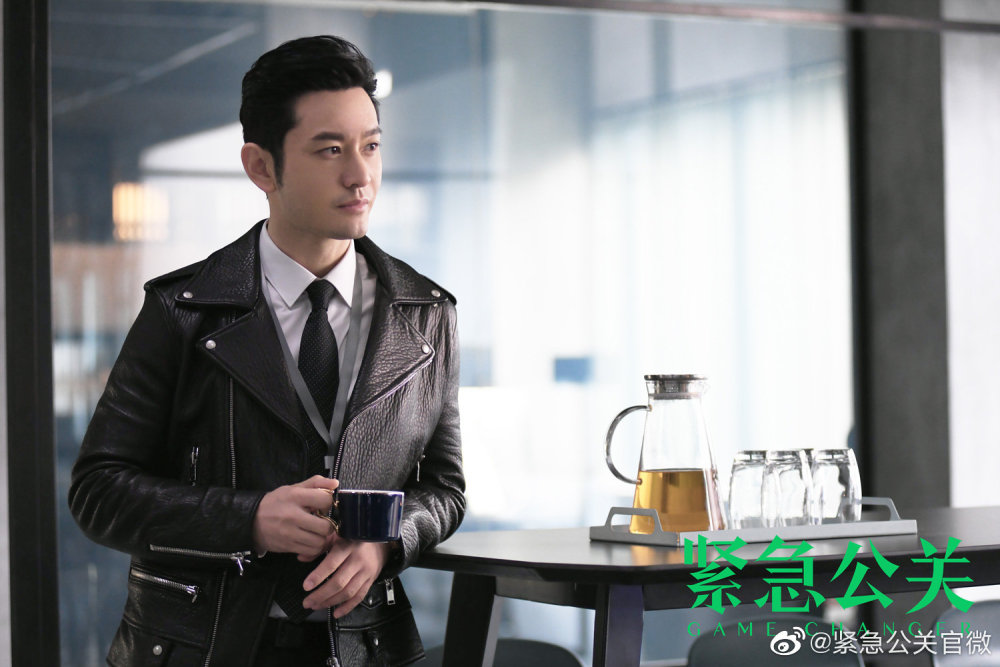 紧急公关中流量明星谈恋爱抢人的老婆流量明星可以恋爱吗