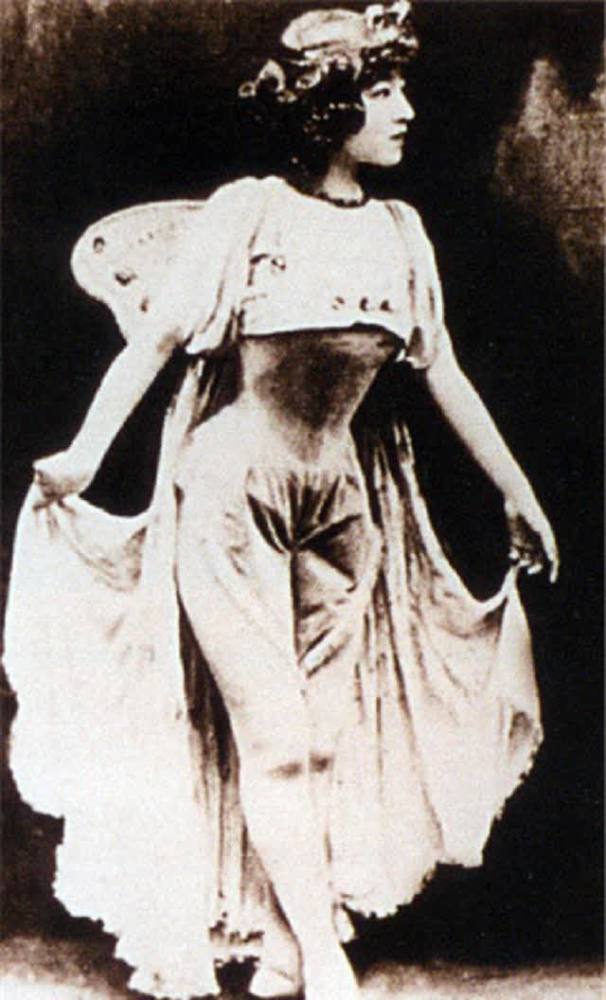 "东方蝴蝶"裕容龄:慈禧御前女官,一品大员之女,却与太监相恋