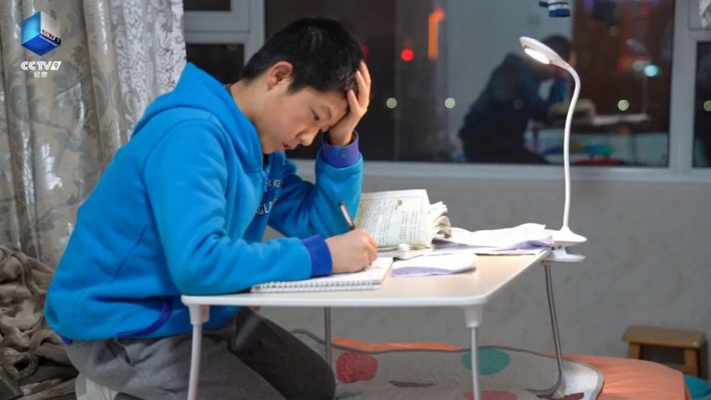 写作业效率低他该怎么办2200我不是笨小孩2