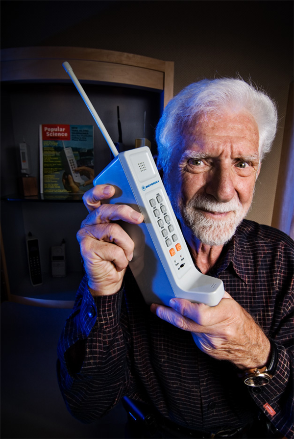 马丁·库帕——移动电话之父