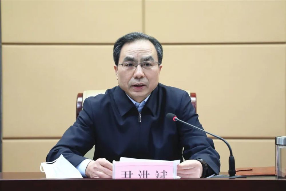 新中国成立以来首次全省研究生教育会议召开