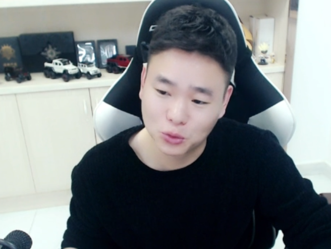 狂人第一剑魂不保,黑旭第一剑帝受到挑战,就差旭旭宝宝没被超过