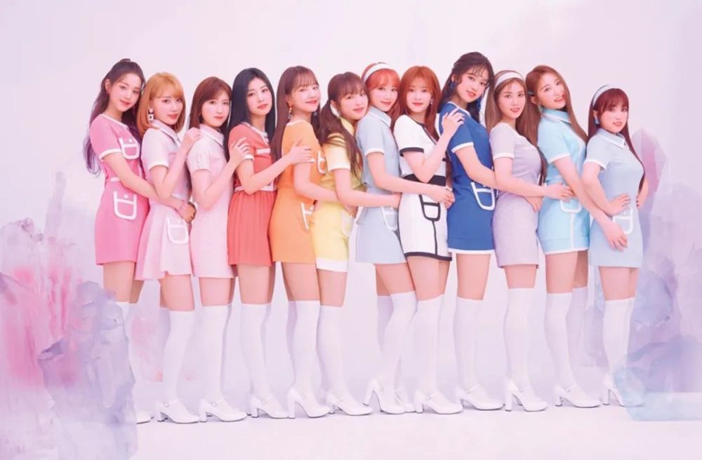 通过韩日合作选秀节目《produce 48》出道的限定女团izone,仅为展示