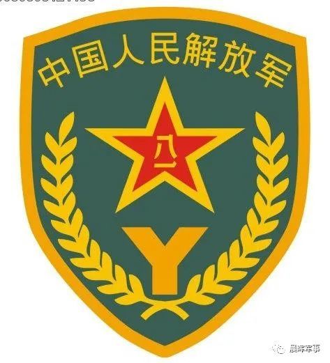 走进河北陆军预备役步兵师,我们立刻感到浓厚的军营气氛,"八一"军徽