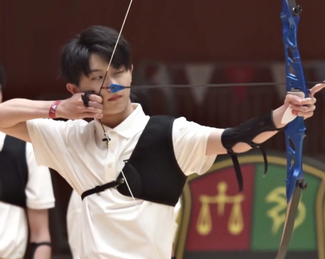 有人说要tnt射箭图片大哥这不就来了么