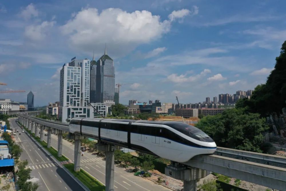 云轨跑起来了桂林云轨1号线票价预测