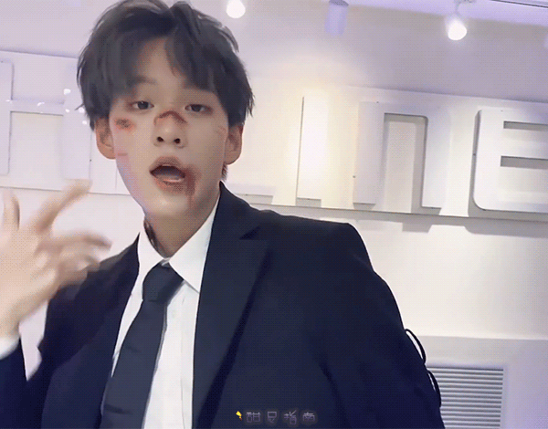 身高185,是星宇愔乐旗下练习生.爱奇艺的选秀一直都是初c即终c.