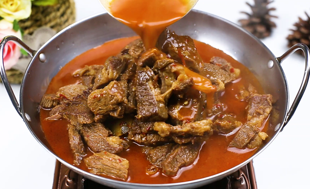 牛腩学会这样做吃过一次就忘不了香浓软烂开胃超级下饭