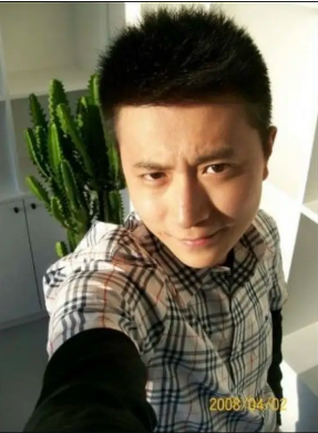 编剧程青松公开小33岁男友曾因涉嫌骚扰某音乐人被对方臭骂