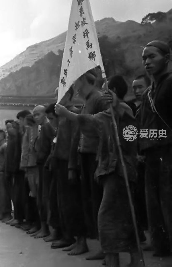 老照片:抗战中的麻栗坡 中越边界上的英雄圣地 以身许国从未辜负