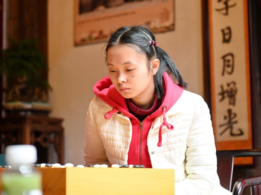 女将周泓余无缘中国围棋天元赛本赛_腾讯新闻