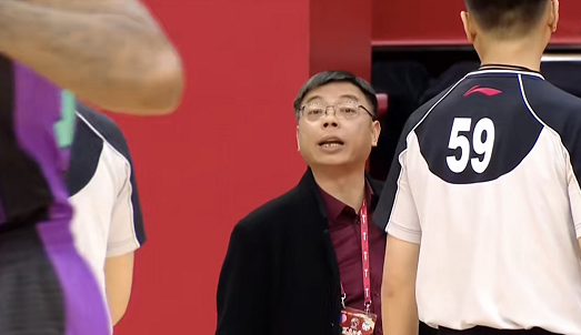 对裁判破口大骂,曾号召罢赛 吃cba巨额罚单|方俊|浙江男篮|cba|裁判