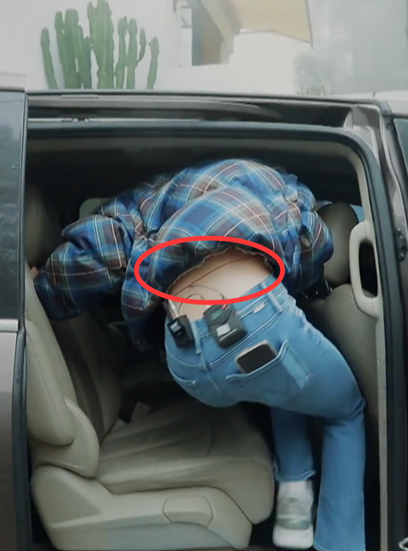 金晨为卡斯柏约会戴脐环伸开双臂那一刻男生眼神太直接