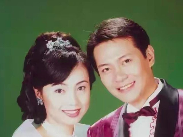 邓萃雯曾被2次雪藏,54岁仍单身,情归何处|我和春天有个约会|江华|邓萃