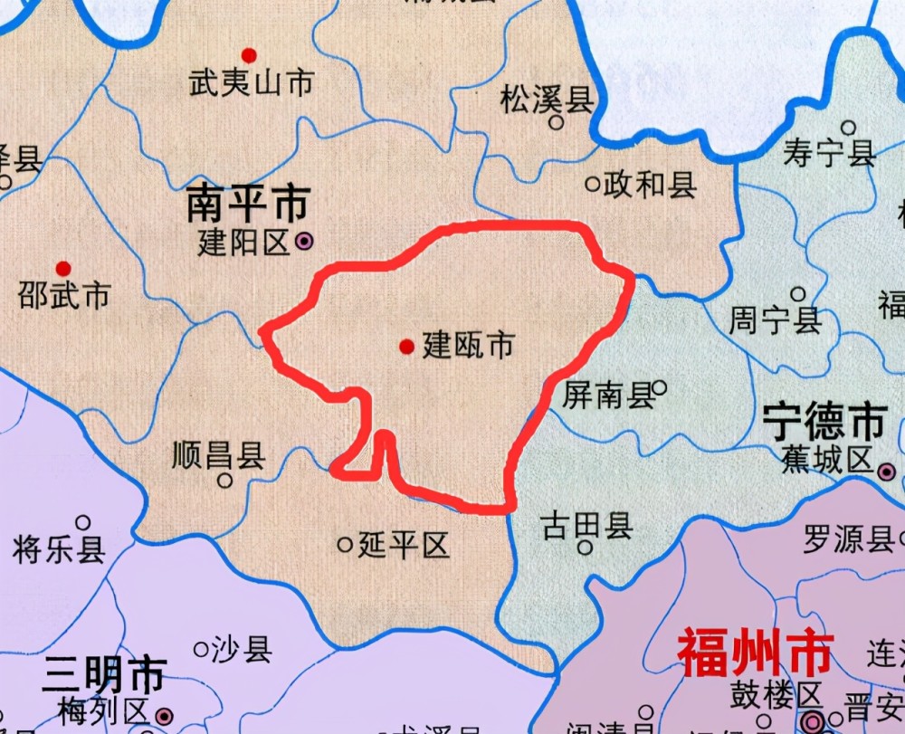 建瓯市位于福建省北部,东邻屏南县,南连古田县,延平区,西交顺昌县,北