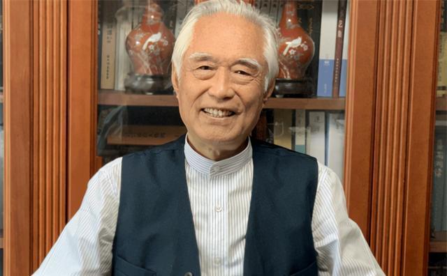 70岁阎崇年称满清入关为民族融合,为何遭小伙掌掴?事后拒绝道歉