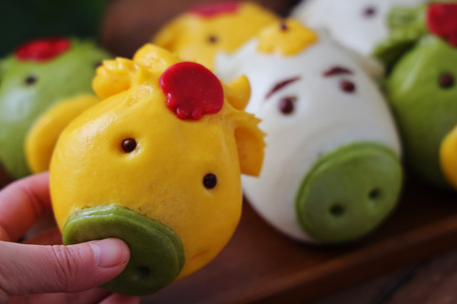 牛年要牛气冲天牛年要做花样馒头造型憨厚可爱孩子爱不释手