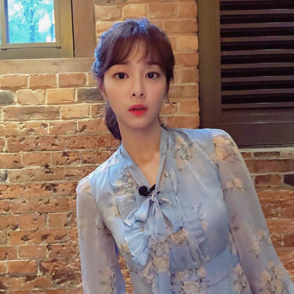 哲仁王后薛仁雅:爱豆转型当演员,凭《明日也晴朗》