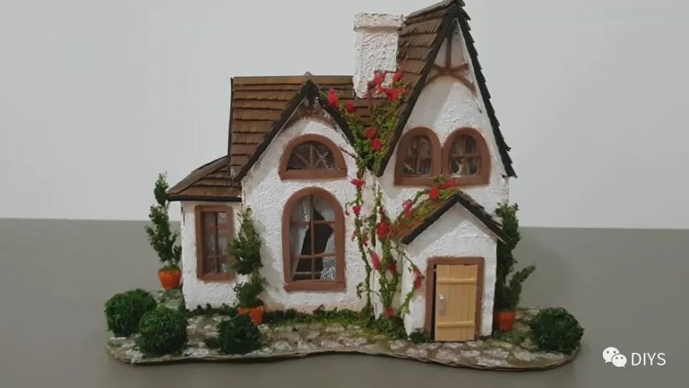 "手工制作"欧式风格的纸板房屋模型!_腾讯新闻