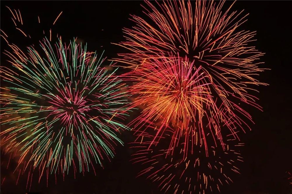 春节期间,温州烟花这样放