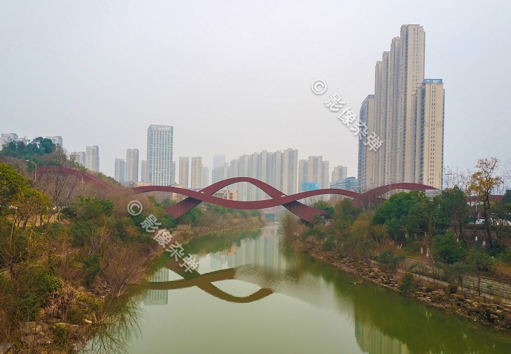 长沙梅溪湖网红桥,外形似中国结走红,被美国评为最性感建筑之一