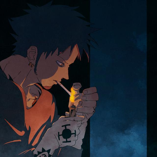 形态,他的不死鸟果实极强,在四皇团里,除了四皇自己和本贝克曼以外