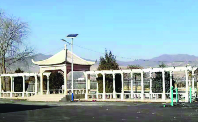 方山县麻地会乡水沟湾村