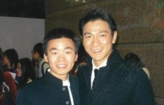 刘德华和王宝强同时开直播账号 一个粉丝七百万 一个三万 腾讯新闻