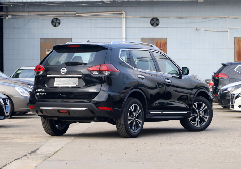 新款奇骏今年上市现款价格下调29万清仓21款售1598万起