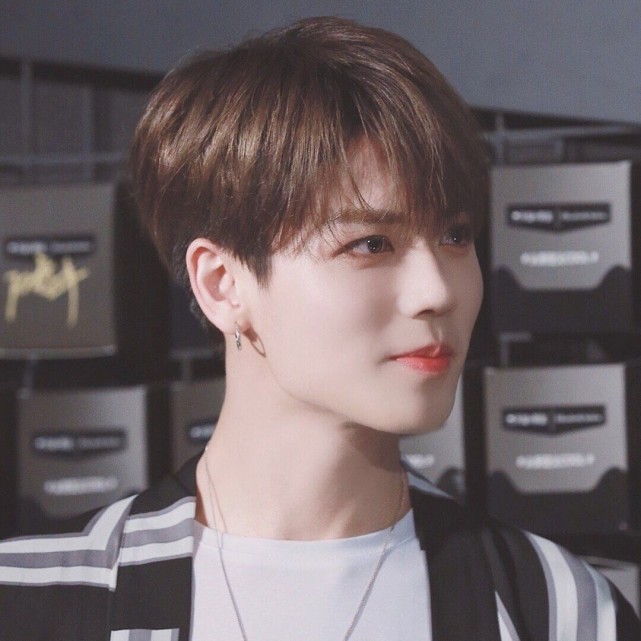 头像库第32期林彦俊0202高清无水印头像推荐