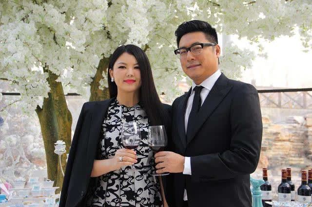 怒甩周艳泓爱上李湘又抛弃秦海璐花心的李厚霖破产后怎样了