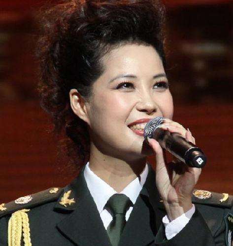 梦鸽终于展开"报复",2003年被曝"婚外求子",李双江颜面尽失