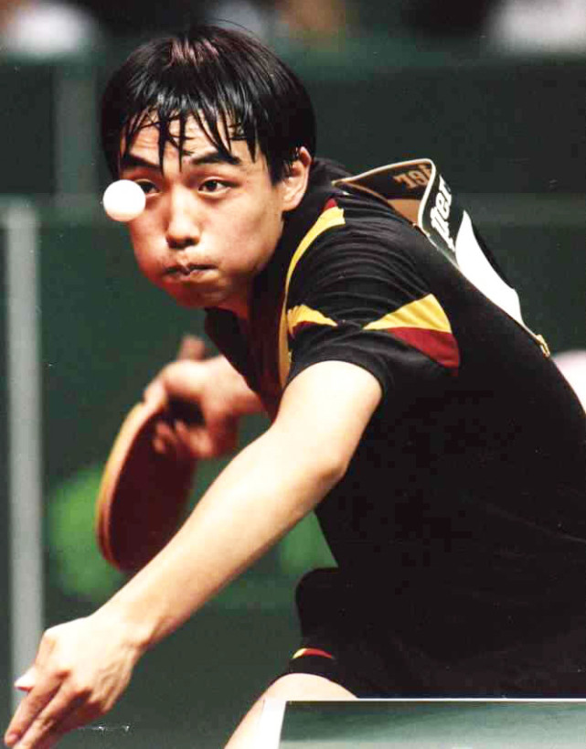 乒坛巅峰对决:刘国梁,老瓦决战世界杯!孔令辉却惨败输巴西人_腾讯新闻