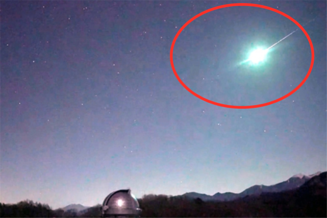 青海发现火流星日本连续3个月出现火球地球不安全了