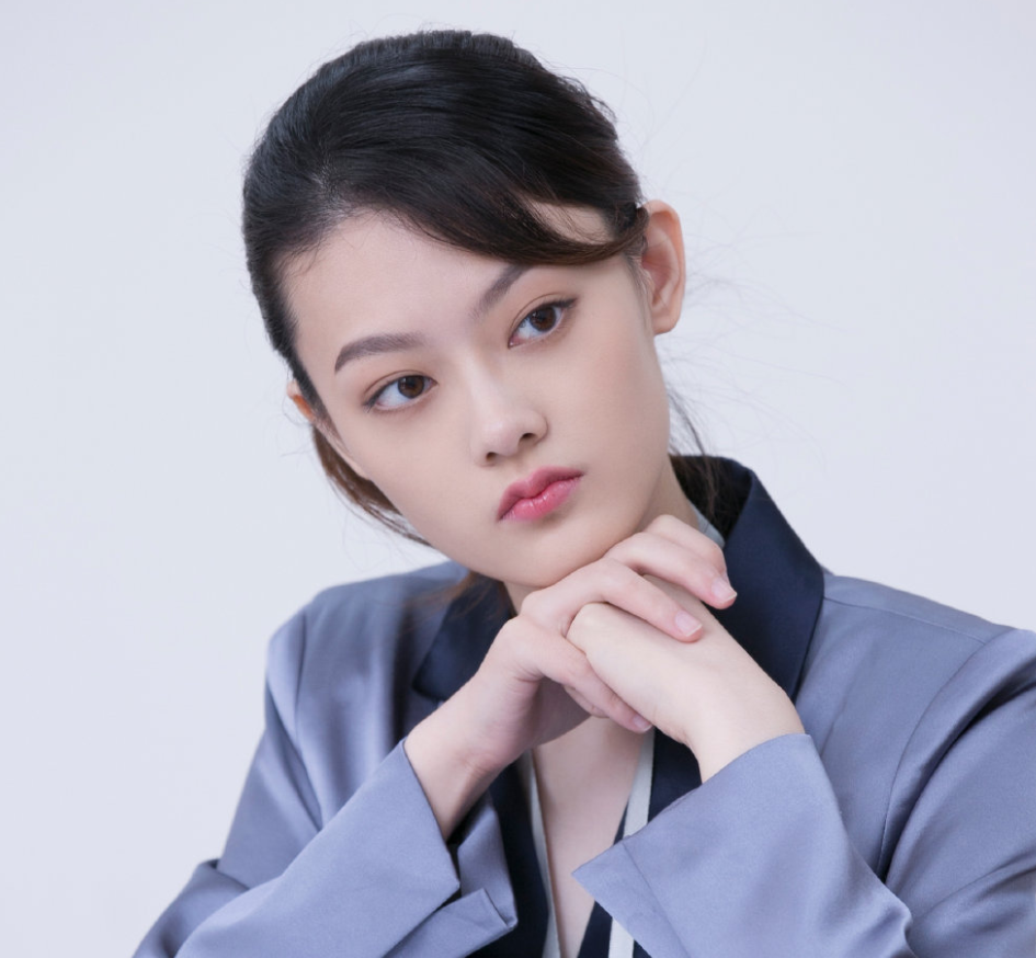 王颖飞刘煜成亮相奇葩说现场失去节目滤镜素人颜值好真实