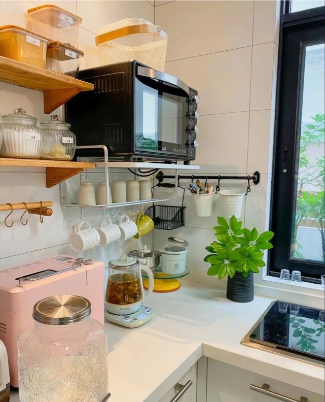 自从学会了这些厨房收纳技巧,都能装下100件物品了!