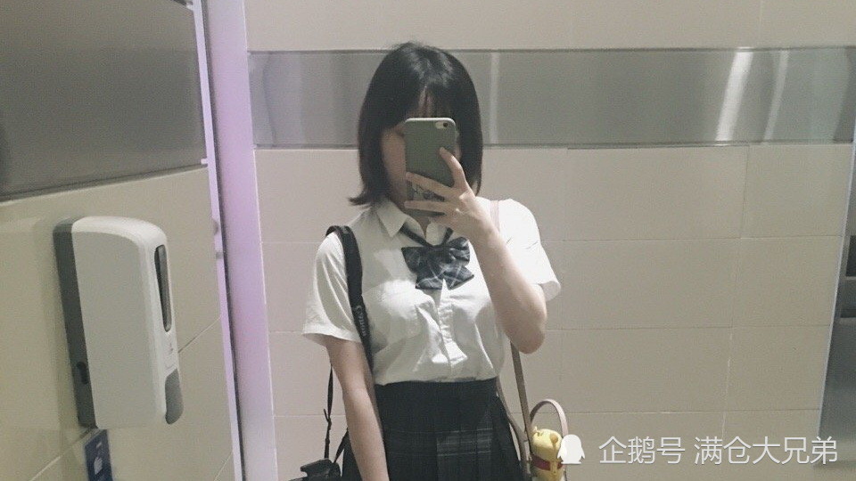 现实版樊胜美是对洛洛的贬低