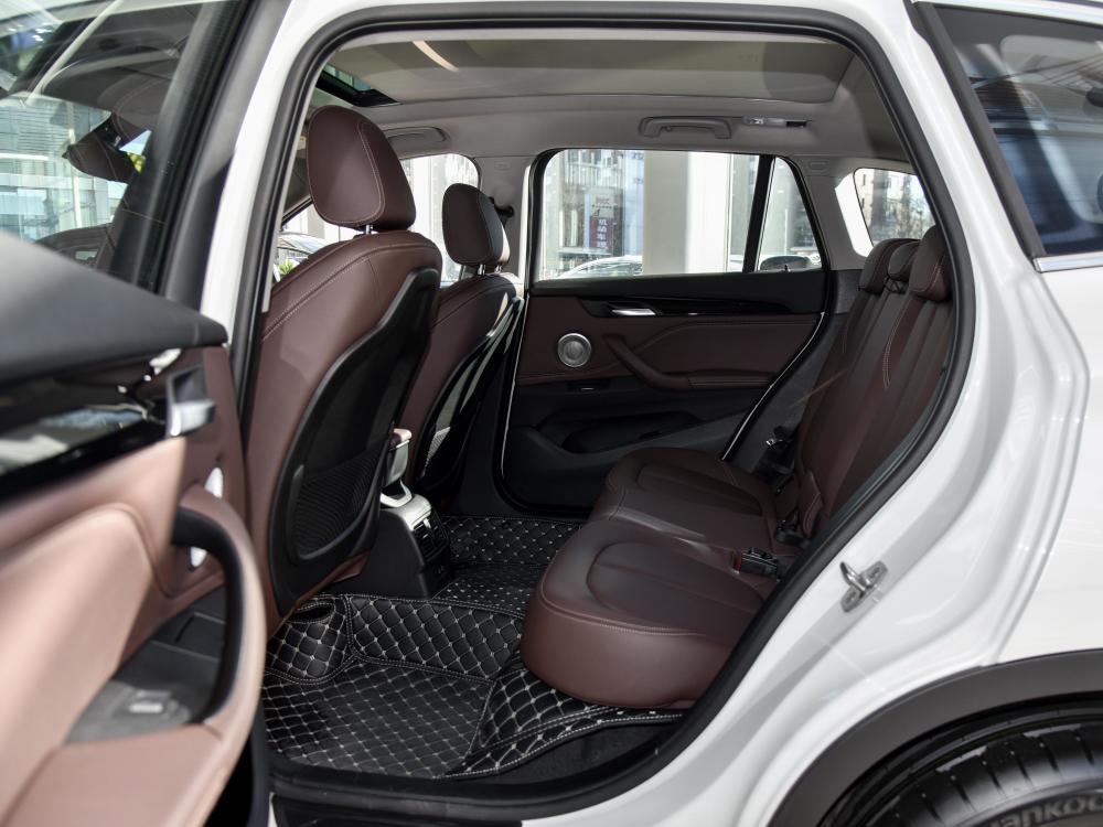 颜值高热度只增不减 小哥带你一起看宝马x1